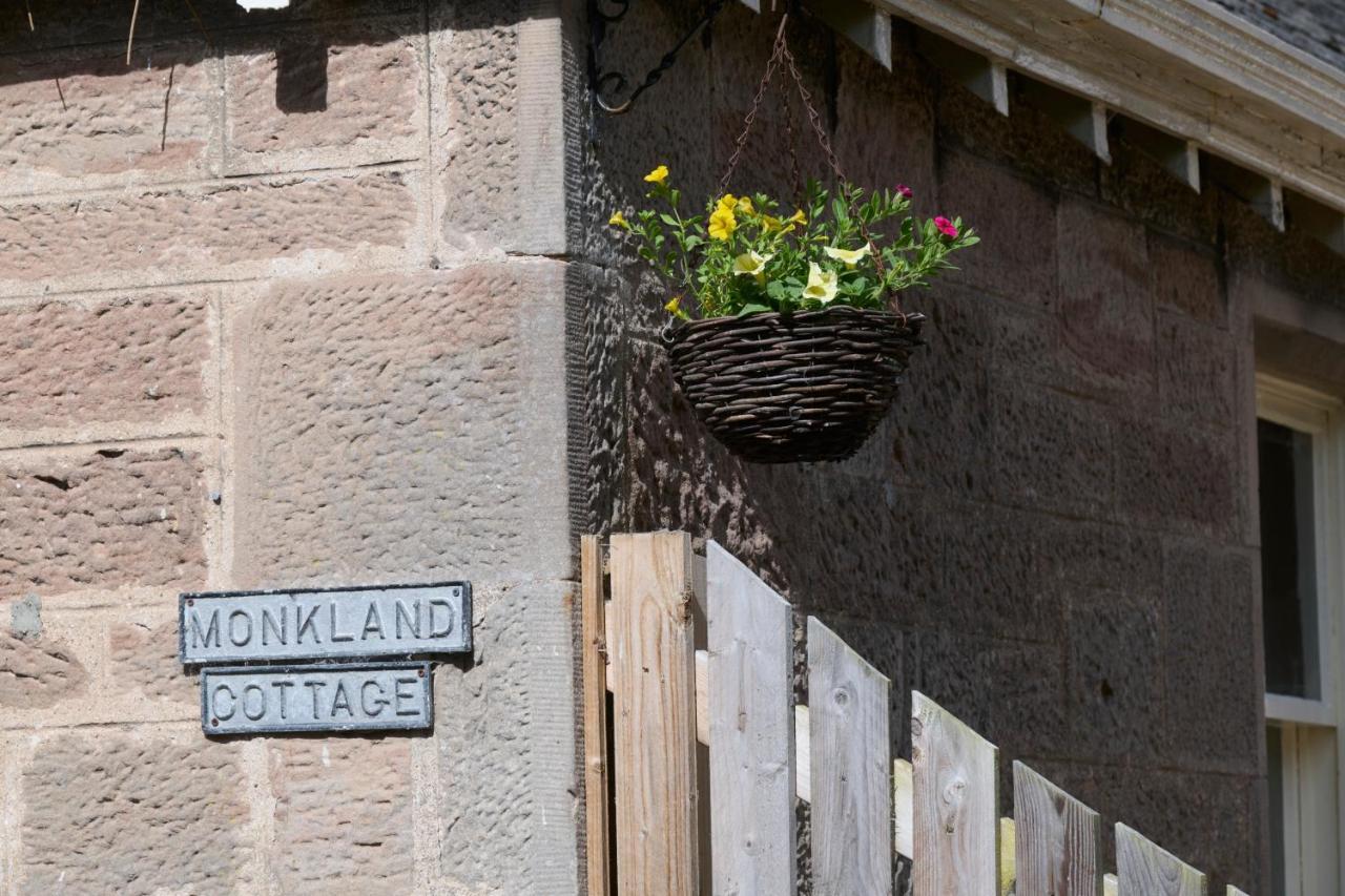 Monkland Cottage نايرن المظهر الخارجي الصورة